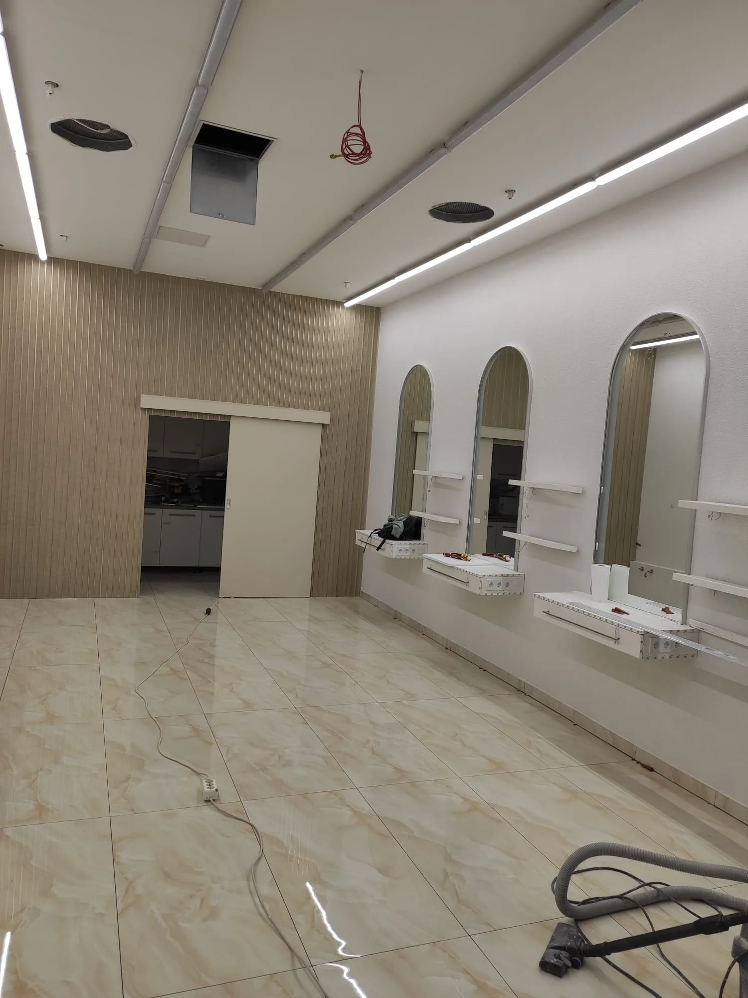 Pécs Árkád Hair studio